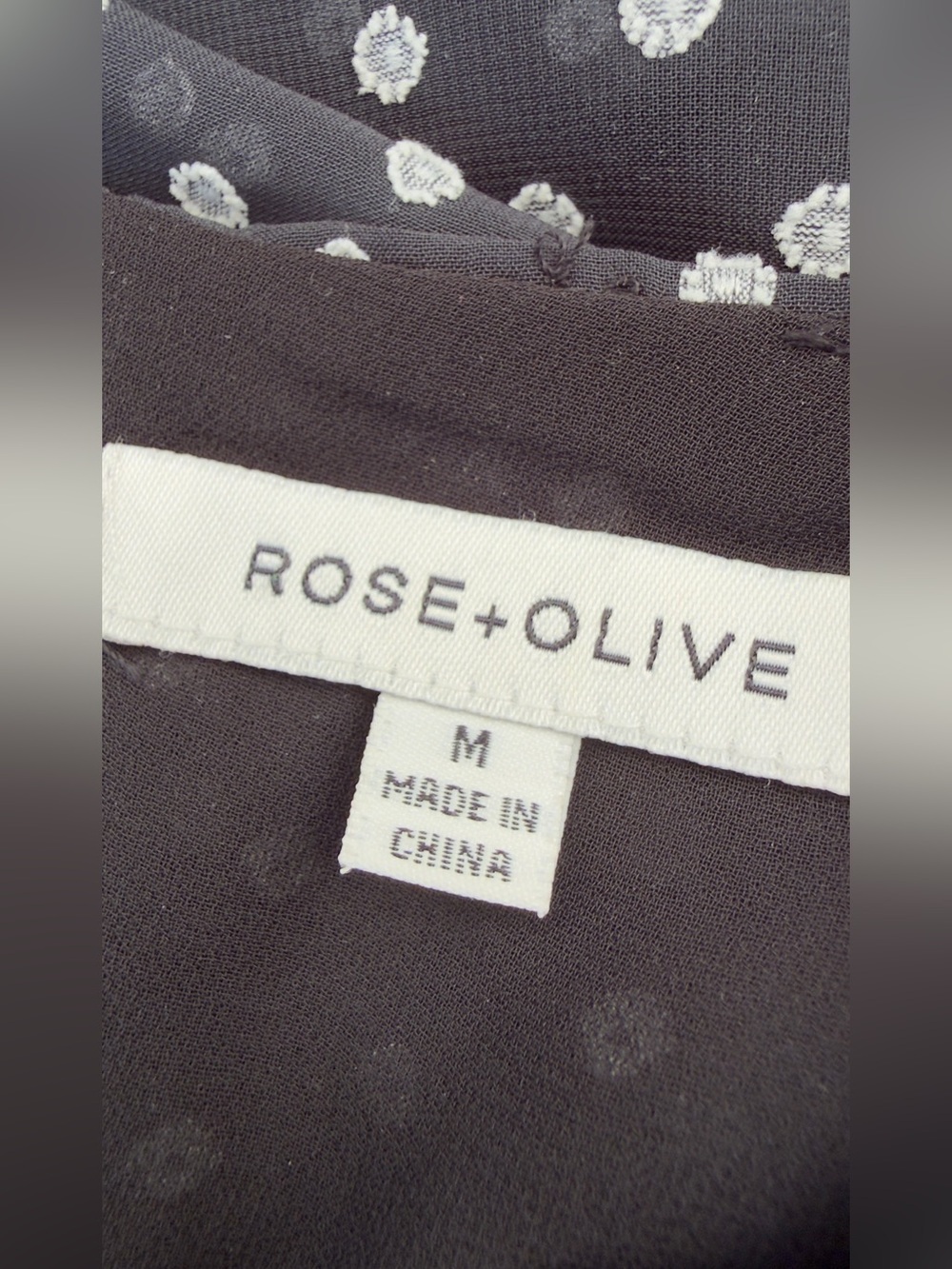 β’Rose + Olive Black White Polka Dot Layered Sleeveless Blouse Size M Chiffon Hem - Picture 10 of 12
